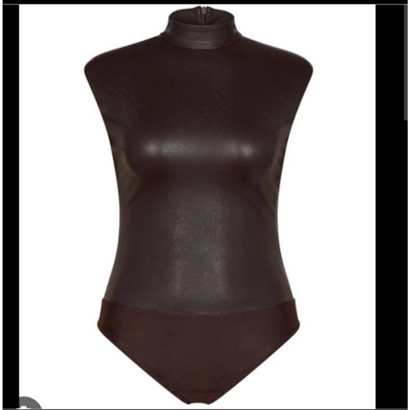 NEW Spanx | Faux Leather Bodysuit, size L Mock Neck Chocolate Brown - Picture 5 of 16